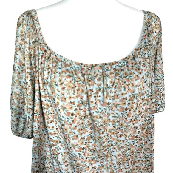 LANE BRYANT Women 26/28 3x Blue Pink Ditsy Floral Peasant Top Lightweight Strech - Picture 1 of 9